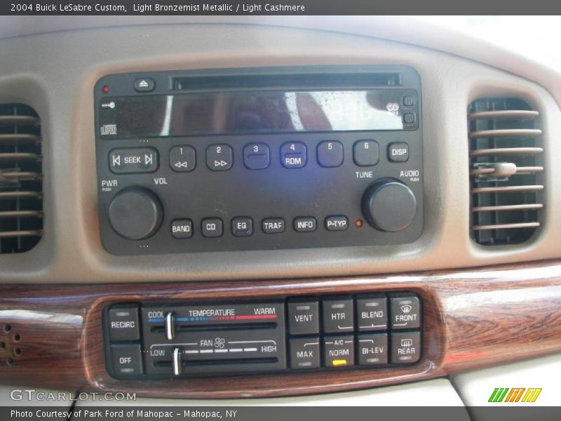 Light Bronzemist Metallic / Light Cashmere 2004 Buick LeSabre Custom