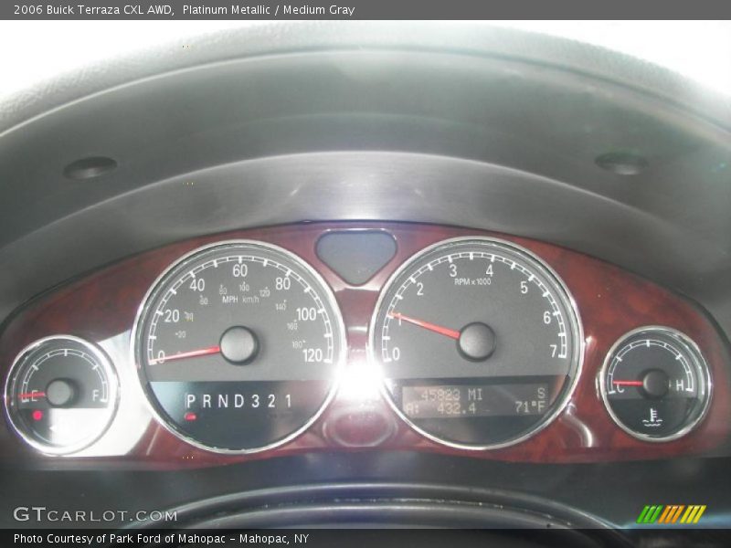 Platinum Metallic / Medium Gray 2006 Buick Terraza CXL AWD