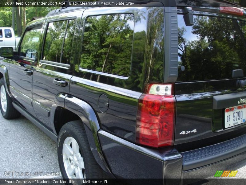 Black Clearcoat / Medium Slate Gray 2007 Jeep Commander Sport 4x4