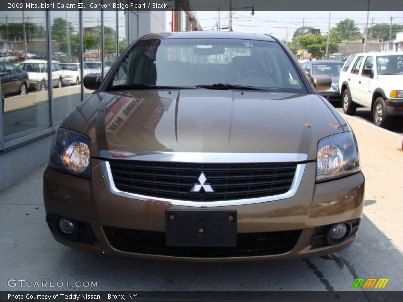 Canyon Beige Pearl / Black 2009 Mitsubishi Galant ES