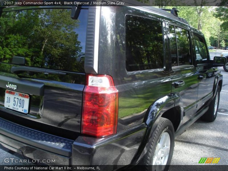 Black Clearcoat / Medium Slate Gray 2007 Jeep Commander Sport 4x4
