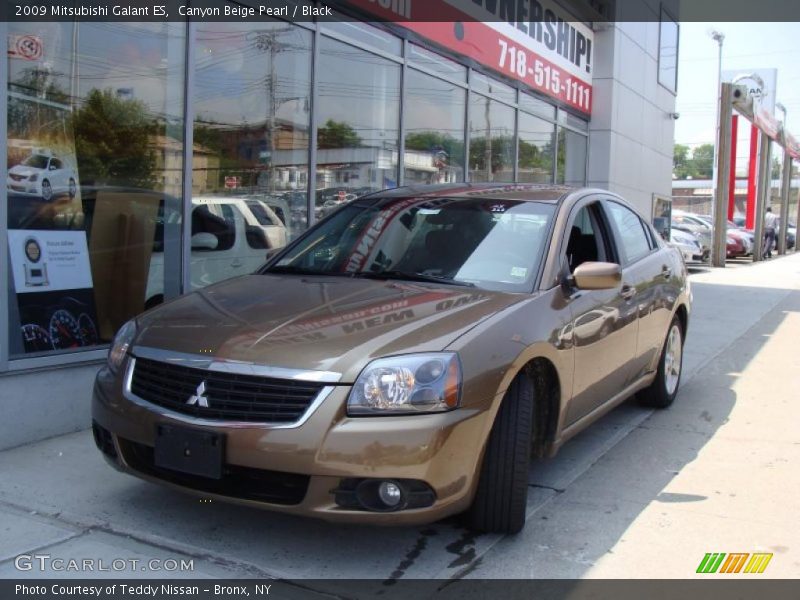 Canyon Beige Pearl / Black 2009 Mitsubishi Galant ES