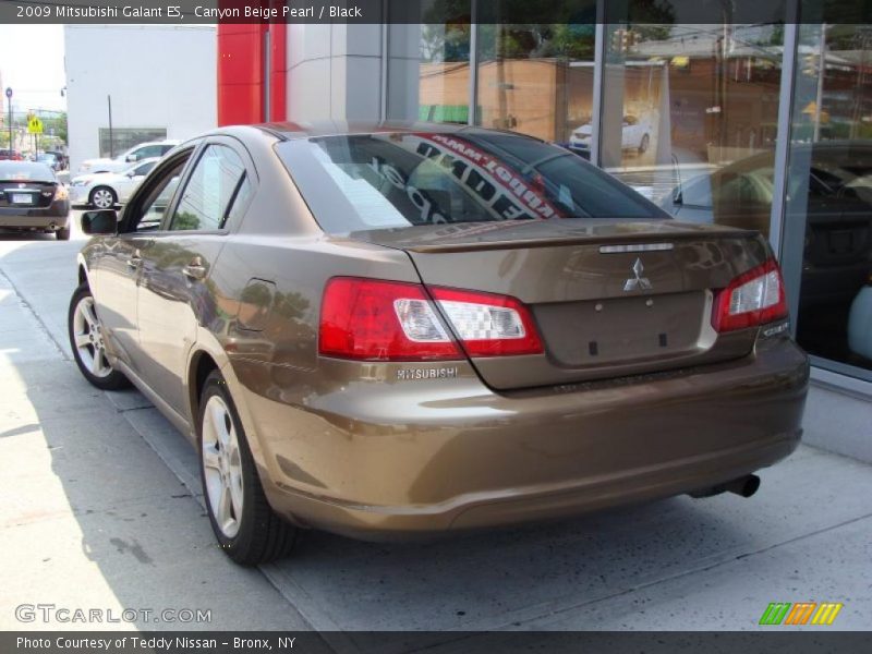 Canyon Beige Pearl / Black 2009 Mitsubishi Galant ES