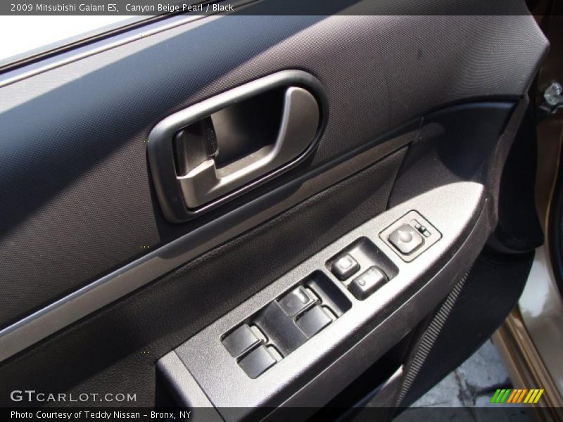 Canyon Beige Pearl / Black 2009 Mitsubishi Galant ES