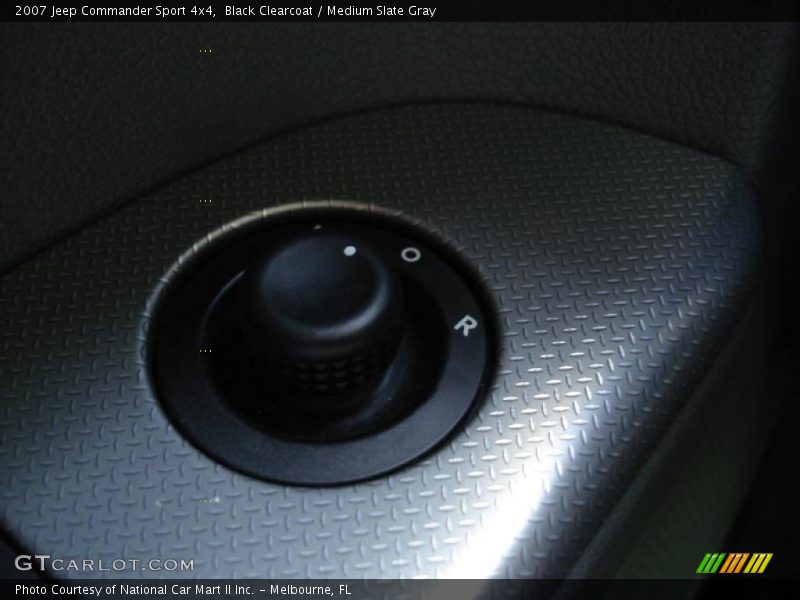 Black Clearcoat / Medium Slate Gray 2007 Jeep Commander Sport 4x4