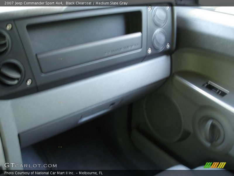 Black Clearcoat / Medium Slate Gray 2007 Jeep Commander Sport 4x4