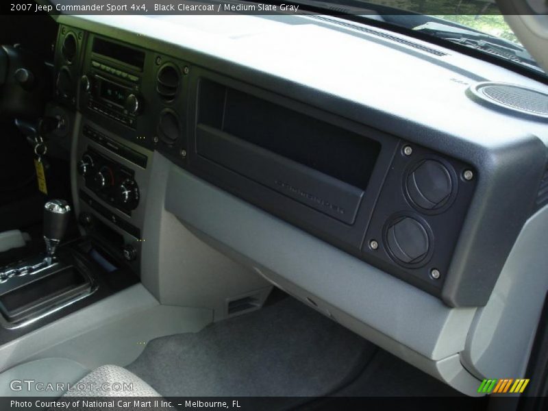 Black Clearcoat / Medium Slate Gray 2007 Jeep Commander Sport 4x4