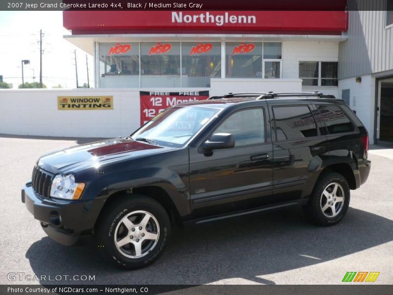 Black / Medium Slate Gray 2007 Jeep Grand Cherokee Laredo 4x4