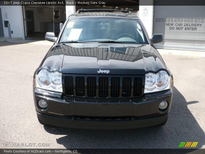 Black / Medium Slate Gray 2007 Jeep Grand Cherokee Laredo 4x4