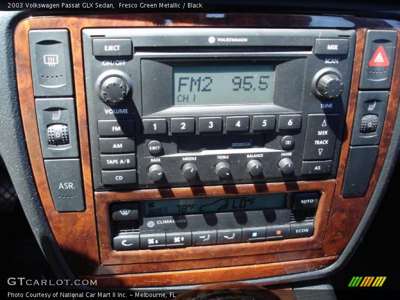 Fresco Green Metallic / Black 2003 Volkswagen Passat GLX Sedan