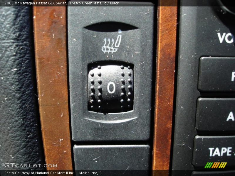 Fresco Green Metallic / Black 2003 Volkswagen Passat GLX Sedan