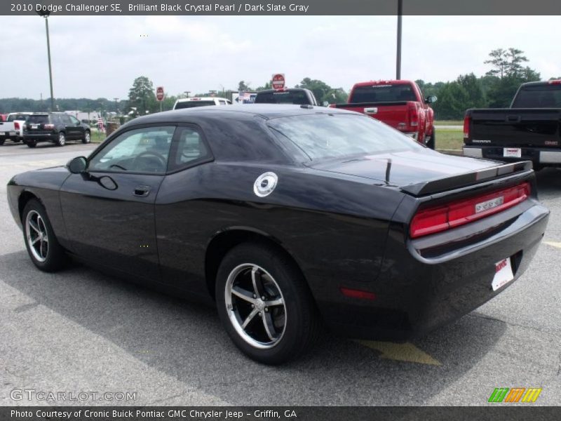 Brilliant Black Crystal Pearl / Dark Slate Gray 2010 Dodge Challenger SE
