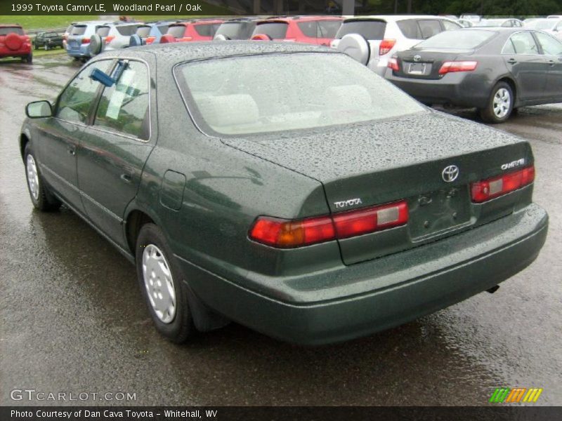 Woodland Pearl / Oak 1999 Toyota Camry LE