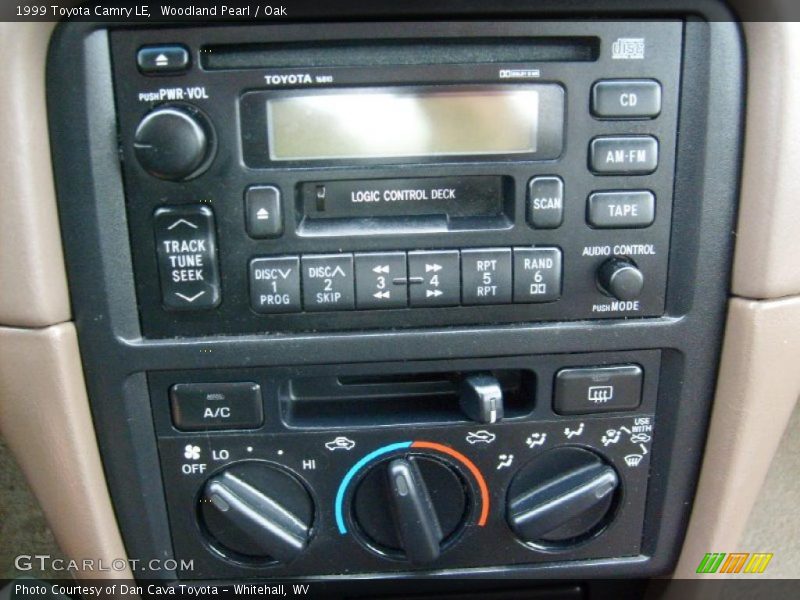 Woodland Pearl / Oak 1999 Toyota Camry LE