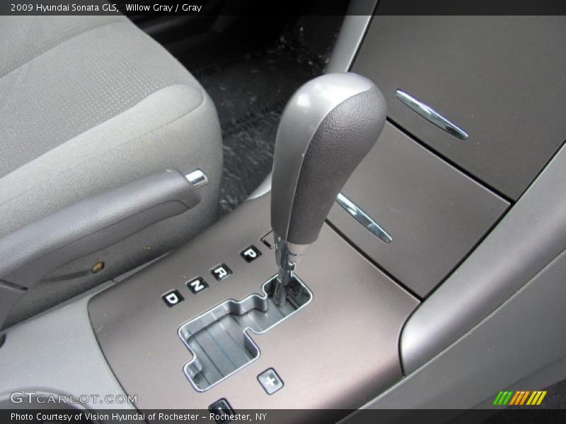 Willow Gray / Gray 2009 Hyundai Sonata GLS