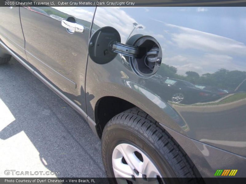 Cyber Gray Metallic / Dark Gray/Light Gray 2010 Chevrolet Traverse LS
