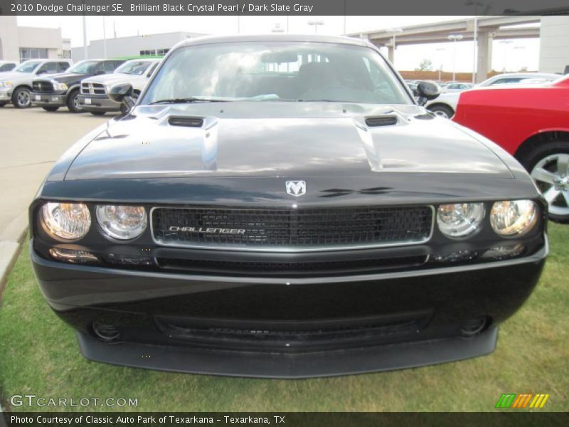 Brilliant Black Crystal Pearl / Dark Slate Gray 2010 Dodge Challenger SE