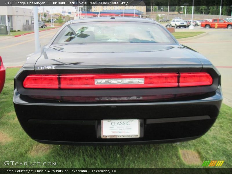 Brilliant Black Crystal Pearl / Dark Slate Gray 2010 Dodge Challenger SE