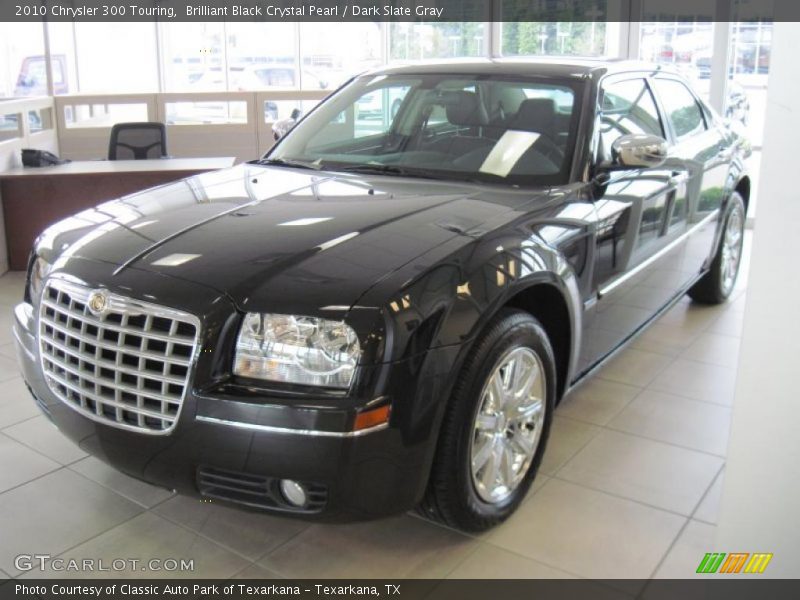 Brilliant Black Crystal Pearl / Dark Slate Gray 2010 Chrysler 300 Touring