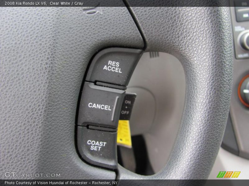Clear White / Gray 2008 Kia Rondo LX V6
