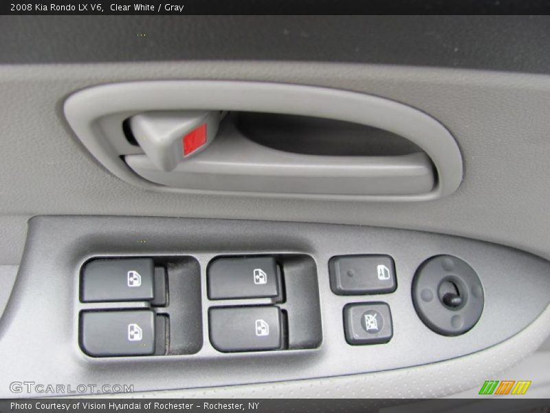 Clear White / Gray 2008 Kia Rondo LX V6