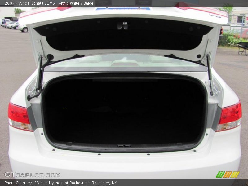 Arctic White / Beige 2007 Hyundai Sonata SE V6