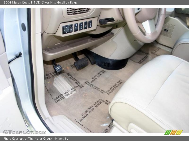 Silver Mist Metallic / Beige 2004 Nissan Quest 3.5 SE