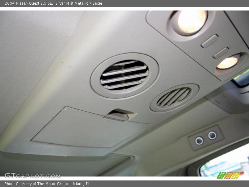 Silver Mist Metallic / Beige 2004 Nissan Quest 3.5 SE