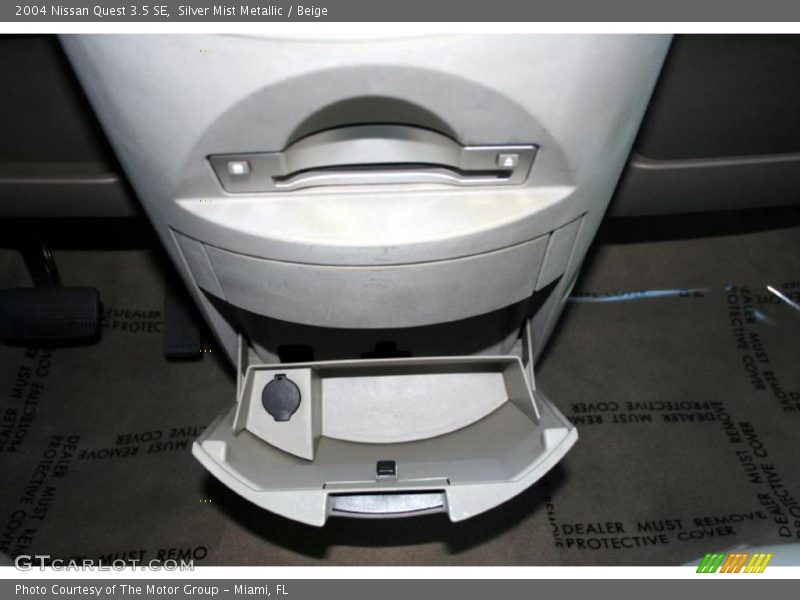 Silver Mist Metallic / Beige 2004 Nissan Quest 3.5 SE
