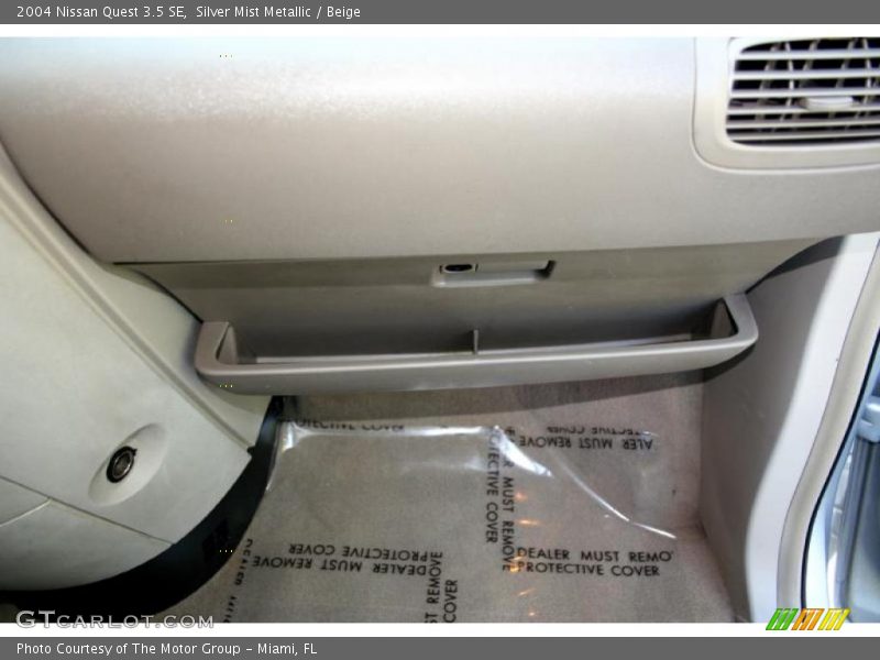 Silver Mist Metallic / Beige 2004 Nissan Quest 3.5 SE