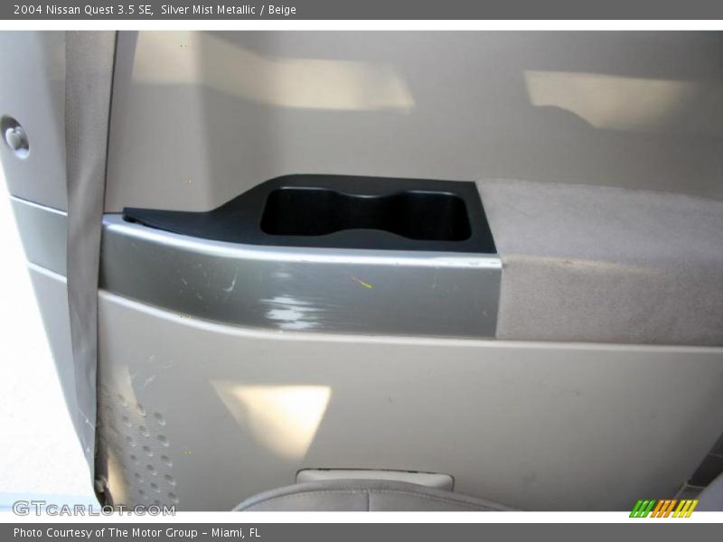 Silver Mist Metallic / Beige 2004 Nissan Quest 3.5 SE