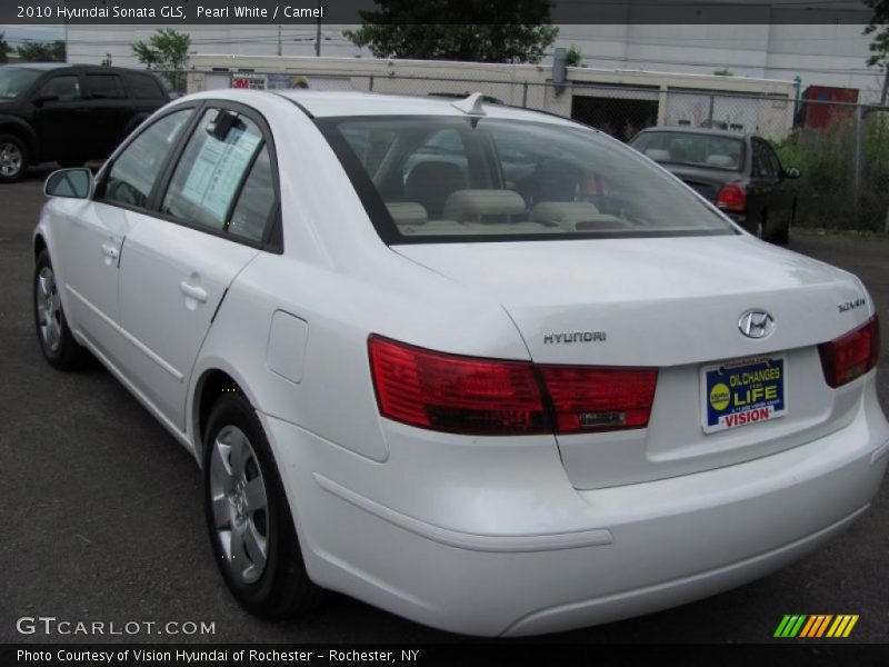 Pearl White / Camel 2010 Hyundai Sonata GLS