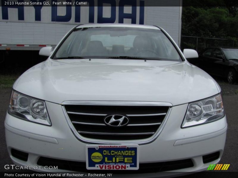 Pearl White / Camel 2010 Hyundai Sonata GLS