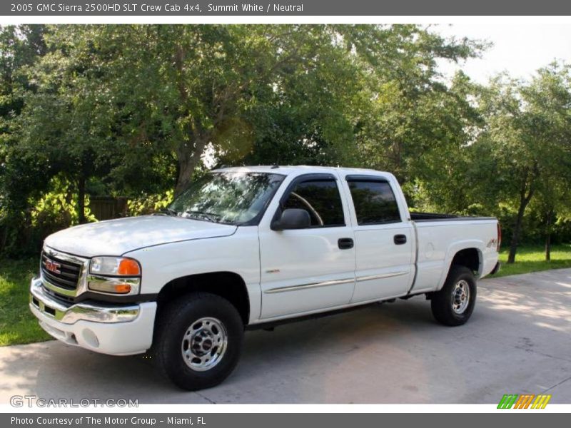 Summit White / Neutral 2005 GMC Sierra 2500HD SLT Crew Cab 4x4