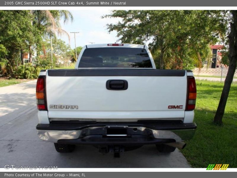 Summit White / Neutral 2005 GMC Sierra 2500HD SLT Crew Cab 4x4