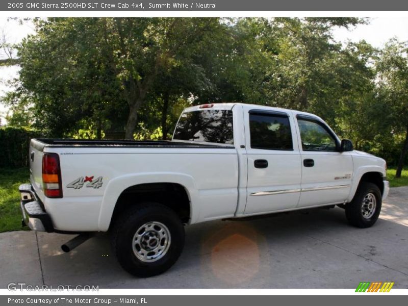 Summit White / Neutral 2005 GMC Sierra 2500HD SLT Crew Cab 4x4