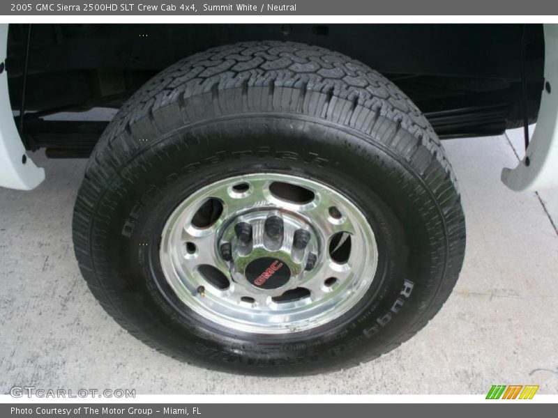 Summit White / Neutral 2005 GMC Sierra 2500HD SLT Crew Cab 4x4