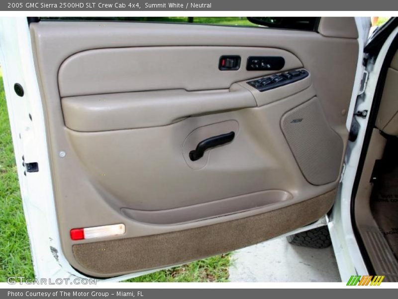 Summit White / Neutral 2005 GMC Sierra 2500HD SLT Crew Cab 4x4