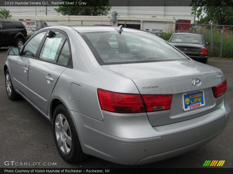 Radiant Silver / Gray 2010 Hyundai Sonata GLS
