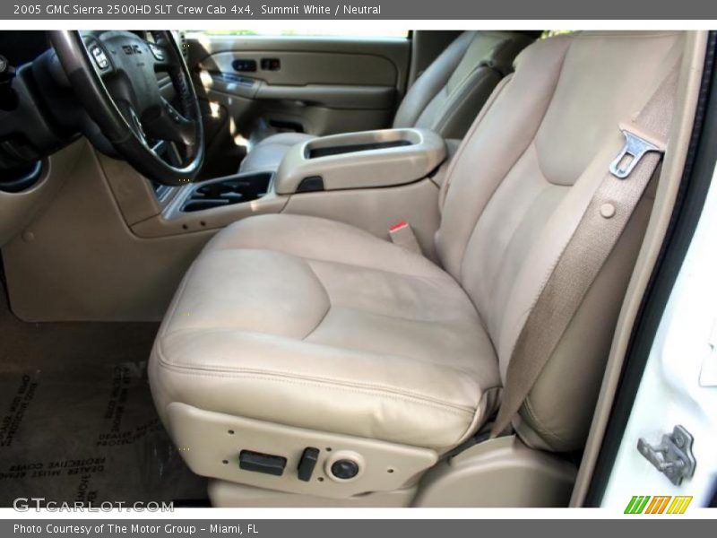 Summit White / Neutral 2005 GMC Sierra 2500HD SLT Crew Cab 4x4