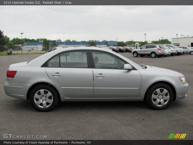Radiant Silver / Gray 2010 Hyundai Sonata GLS