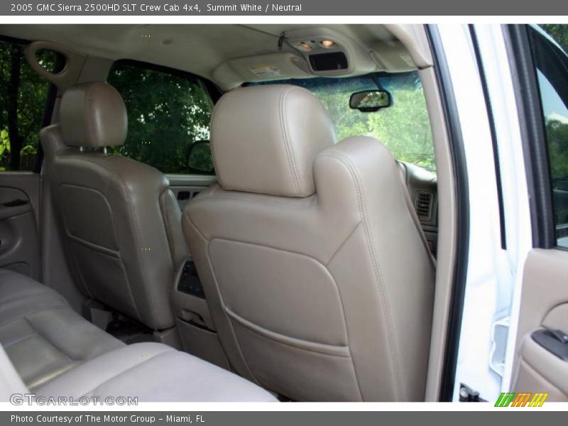 Summit White / Neutral 2005 GMC Sierra 2500HD SLT Crew Cab 4x4