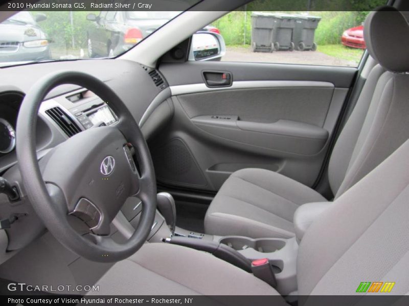 Radiant Silver / Gray 2010 Hyundai Sonata GLS