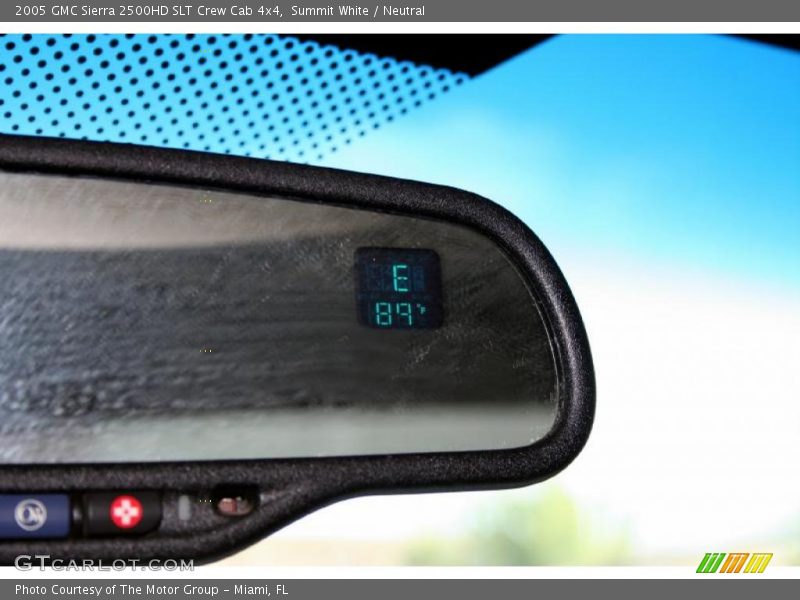 Summit White / Neutral 2005 GMC Sierra 2500HD SLT Crew Cab 4x4