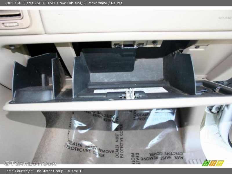 Summit White / Neutral 2005 GMC Sierra 2500HD SLT Crew Cab 4x4