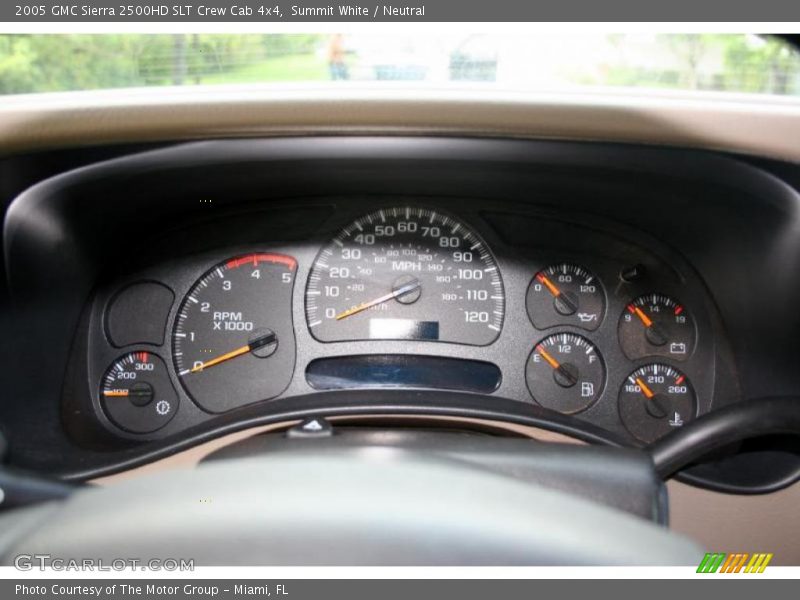 Summit White / Neutral 2005 GMC Sierra 2500HD SLT Crew Cab 4x4