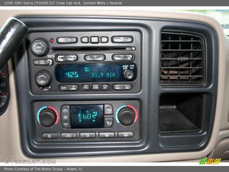 Summit White / Neutral 2005 GMC Sierra 2500HD SLT Crew Cab 4x4