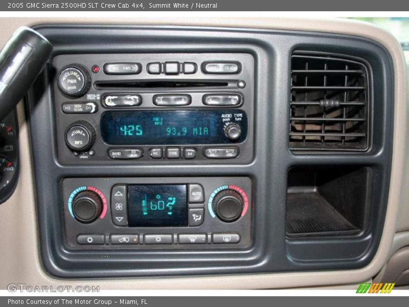 Summit White / Neutral 2005 GMC Sierra 2500HD SLT Crew Cab 4x4
