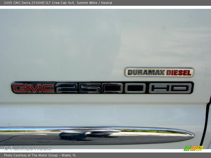 Summit White / Neutral 2005 GMC Sierra 2500HD SLT Crew Cab 4x4