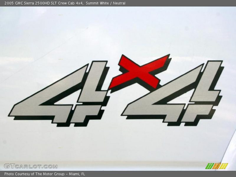 Summit White / Neutral 2005 GMC Sierra 2500HD SLT Crew Cab 4x4